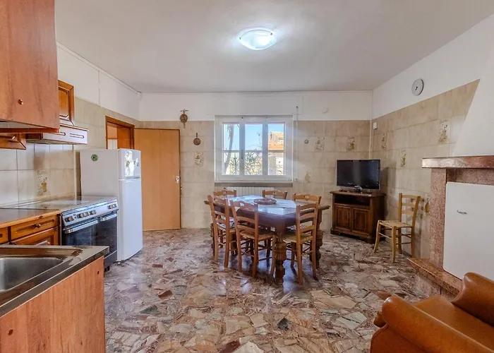 Дом отдыха Casa Della Nonna - Pollutri Казальбордино